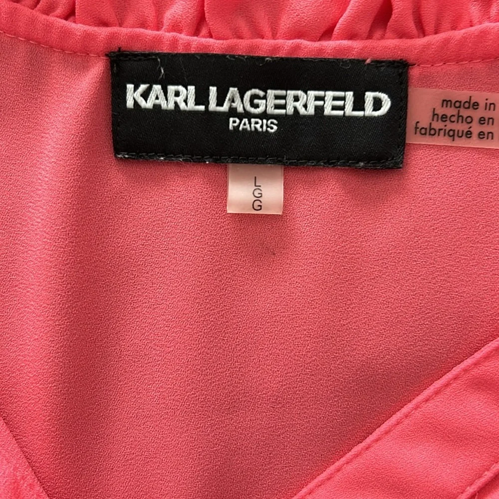 Woman’s Karl Lagerfeld v-neck button-up top. Size large. Excellent condition! - Picture 7 of 7